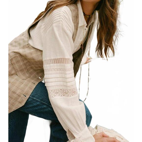 NEW SPELL stevie lace shirt in -camellia - Picture 5 of 7